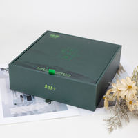 Hete-gestempelde recyclebare voedselveilige kartonnen dozen met UV-print voor sushi, fruit, chocolade, desserts, cateringverpakkingen en serveerschalen.