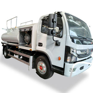 Camion-citerne à huile 4x2 neuf au <span class=keywords><strong>prix</strong></span> d'usine pour le ravitaillement en carburant des avions, des hélicoptères et des aéronefs avec une capacité de moins de 5000 L - Product Image 2