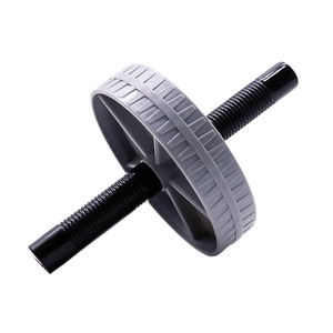 Rueda Abdominal Gris con Asa Metálica y Superficie Antideslizante - Product Image 4
