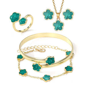 Nuevo Conjunto de Joyería de Moda de 5 Piezas con Trébol de Cinco Hojas Colorido para Mujer, Pulsera, Anillo, Pendientes y Collar con Zirconia y Flores Doradas - Product Image 1