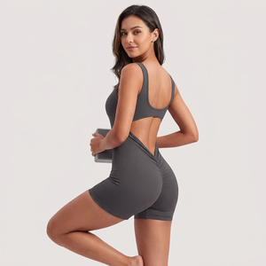 Body de sport sans couture pour femme, dos nu, en Spandex/Nylon, couleur unie, avec short taille haute et design froncé aux fesses, extensible dans les quatre sens - Product Image 2