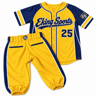 Tenues de baseball personnalisées avec logo de l'équipe, lettres appliquées, patchs, design en twill et sublimation, couleurs assorties noir et or