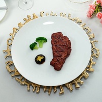Nouveau luxe or rond réutilisable évidé Design chargeur assiette de mariage banquet européen en plastique assiette de mariage vintage
