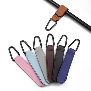 <span class=keywords><strong>Bolsa</strong></span> de bebé de cuero PU personalizada, gancho para cochecito, gancho para cochecito, mosquetón para colgar, Clip para cochecito, carrito de compras colgante - Product Image 1