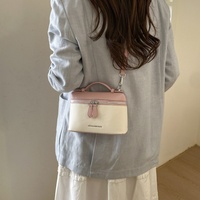 Sac à bandoulière carré moyen en PU motif litchi vintage pour femme, nouvelle collection 2026, élégant et tendance, avec fermeture éclair