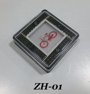 地下埋め込み式LEDマーカーライト、IP68定格の屋外埋め込み式スタッドライト。ワイヤレススクエアソーラーパワー舗装ライト - Product Image 4