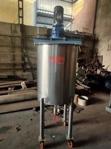 Tanque de mezcla con agitador para productos químicos, cosméticos y procesamiento de alimentos. Tanque agitador industrial con agitador. - Product Image 4