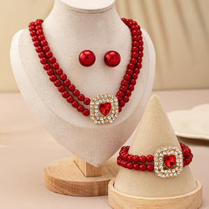 Wholesale Jewelry Set French Retro Multi-layer <b>Pearl</b> <b>Necklace</b> Female Bracelet <b>Necklace</b> <b>Earrings</b> - Product Image 3