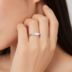 Anillo de Banda Lisa Moderno de Acero Inoxidable, Anillo de Compromiso Unisex, Diseño Minimalista, Acabado Liso, Joyería - Product Image 3