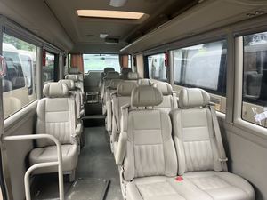 2020 Yu tong mô hình 6710d3 Xe buýt 15 chỗ-Giải pháp vận chuyển thoải mái và rộng rãi - Product Image 6