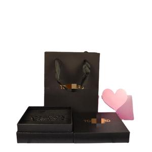 Estuche de Joyería Negro Premium, Caja de Regalo Cuadrada Estilo Chino, Logotipo Dorado Personalizado, Venta al Por Mayor, 15*15*5 cm - Product Image 4