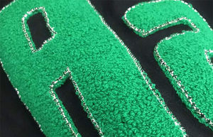 Sudadera con Capucha Personalizada de Felpa Francesa con Estampado de <span class=keywords><strong>Anime</strong></span>, Parches de Chenilla Coloridos y Bordados - Product Image 6