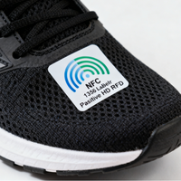 Étiquettes NFC mini personnalisées en usine 13,56 MHz, autocollants RFID HF passifs étanches pour contrôle d'accès intelligent, chaussures et vêtements