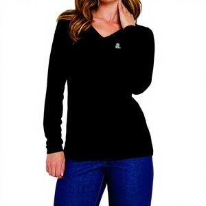 T-shirt en tricot uni à col en V et manches longues pour femme, noir, logo, coupe décontractée, 100% coton biologique, respirant, respectueux de l'environnement - Product Image 1