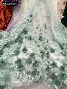 Haute qualité Style romantique mariage dentelle 3d fleur broderie conception robe de soirée tissu français dentelle tissu - Product Image 6
