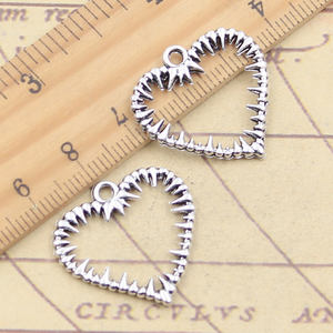 Fascini di modo d'argento antico di colore della lega di fascini del pendente spine cuore brambolo per monili che fanno 24x24MM - Product Image 3