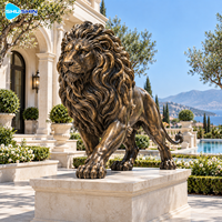 Sculpture de lion majestueux en bronze, moulage à la cire perdue, statue animale personnalisée, décoration d'entrée pour villa, hôtel, place publique, jardin, cour.