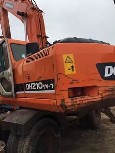 Excavatrice multifonctionnelle sur chenilles originale de la Corée DOOSAN DH210W-7 Hyundai à haut rendement en bon état d'occasion en vente - Product Image 4