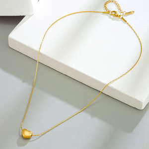 Collar Minimalista <span class=keywords><strong>de</strong></span> Acero Inoxidable Chapado en Oro <span class=keywords><strong>de</strong></span> 18K con Colgante <span class=keywords><strong>de</strong></span> Corazón para Mujeres y <span class=keywords><strong>Niñas</strong></span> - Product Image 5