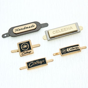 TANAI venta al por mayor bolso Hardware grabado nombre Etiqueta de Metal diseño personalizado Metal marca Logo placa etiqueta para ropa - Product Image 4
