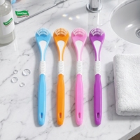 CoralClean Grattoir à Langue Double Tête en Plastique avec Poignée Antidérapante, Brosse en Nylon Réutilisable pour Élimination Profonde des Débris, Haleine Fraîche, Soin Buccal