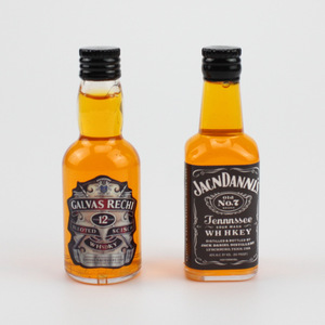 Miniature Replica Whiskey Bottle Cake Toppers Plastic Reusable For Birthday Father'S Day Decorations - Product Image 5
