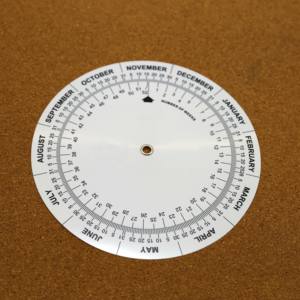 <span class=keywords><strong>Calendrier</strong></span> <span class=keywords><strong>de</strong></span> <span class=keywords><strong>date</strong></span> portable en PVC <span class=keywords><strong>de</strong></span> 15 cm avec logo personnalisé, sérigraphie, calculateur <span class=keywords><strong>de</strong></span> <span class=keywords><strong>date</strong></span>, cadeau original - Product Image 2