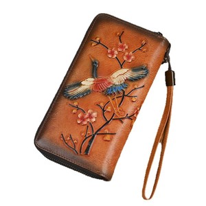 Portefeuille long Ando Bag en cuir véritable motif oiseaux et fleurs pour femme, style vintage, avec fermeture éclair et dragonne - Product Image 5