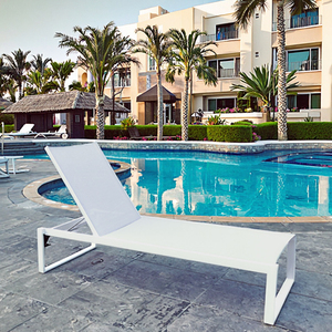 Chaise longue <span class=keywords><strong>de</strong></span> luxe <span class=keywords><strong>pour</strong></span> patio d'hôtel avec cadre en aluminium Chaise longue en <span class=keywords><strong>tissu</strong></span> maillé imperméable <span class=keywords><strong>pour</strong></span> villa, <span class=keywords><strong>jardin</strong></span>, piscine - Product Image 2