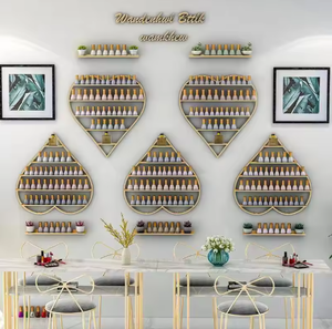 Présentoir mural de luxe doré sur mesure en métal moderne pour vernis à ongles, idéal pour les salons de manucure et supermarchés - Product Image 6