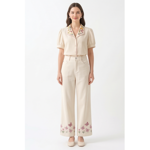 Conjunto de 2 Piezas para Mujer, Camiseta de Manga Corta de Algodón con Cuello Bordado Floral y Pantalones a la Rodilla con Dobladillo de Mariposa, para Primavera - Product Image 4