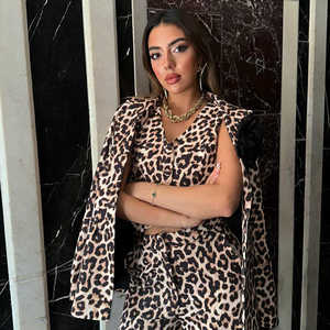 Conjunto de Pijama de 3 Piezas con Estampado de Leopardo para Mujer, Manga Larga, Tejido Suave, Informal - Product Image 4