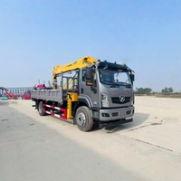 Truk Crane 4x2 dengan Boom Lurus 8 Ton, Tinggi Angkat 22 Meter, Dilengkapi Mesin Yuchai, Beban Terangkat 7000kg