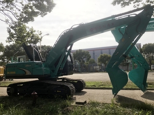 รถขุดไฮดรอลิกแบบตีนตะขาบ Kobelco SK200-11 SK200 มือสอง ขนาด 20 ตัน ยี่ห้อ KATE รุ่น SK 200-11 200-8 200 PC200 SK350 CAT320 ZX200 DX225 มีสินค้าในสต็อก - Product Image 5