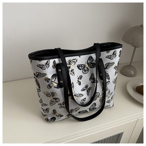 <span class=keywords><strong>Sac</strong></span> de grande capacité populaire tout-<span class=keywords><strong>en</strong></span>-un Premium Sense <span class=keywords><strong>sac</strong></span> fourre-tout femmes seau mode classe Commute papillon <span class=keywords><strong>sac</strong></span> à <span class=keywords><strong>bandoulière</strong></span> 2025 - Product Image 6