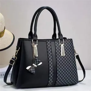 Sac à main imprimé élégant à trois couches pour femme, nouveau sac à bandoulière transfrontalier - Product Image 1