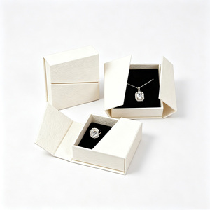Boîte à bijoux en papier de luxe, fermeture magnétique, écologique, durable, en kraft rigide gaufré, logo personnalisé, recyclable, vente en gros - Product Image 3