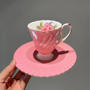 Service à café en porcelaine fine, tasses à thé en céramique minimalistes, soucoupes et théière, vaisselle tendance pour la maison - Product Image 4