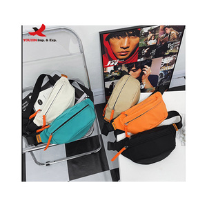 Bolsa de Hombro Unisex de Moda, Nueva, Personalizada, Impermeable, para Hombre y Mujer, Tipo Bandolera - Product Image 1
