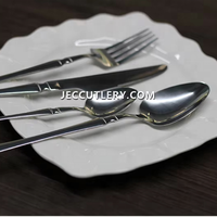 Ensemble de couverts modernes et simples en acier inoxydable pour table à manger – Fourchette, couteau, cuillère – Vaisselle réutilisable en gros – Vaisselle chinoise