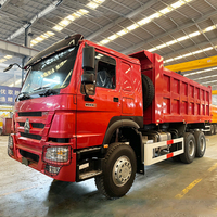 Construction robuste gauche droite Drive19 m3 auto chargement 6x4 8x4 6x6 Sinotruk Howo camion à benne basculante