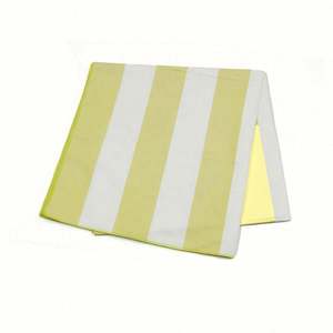Serviette de plage en microfibre rayée de qualité supérieure, séchage rapide, logo personnalisé imprimé - Product Image 1