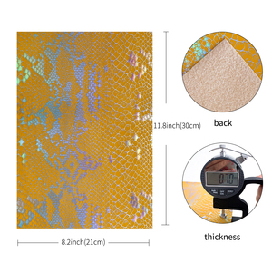 Pelle Sintetica PU Olografica Argento Effetto Serpente, Tessuto Riflettente Lucido Laser per <span class=keywords><strong>Borse</strong></span> di Lusso/Orecchini/<span class=keywords><strong>Borse</strong></span> a Mano - Product Image 3