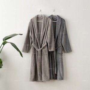 Plush Jacquard <strong>Robes</strong> for Women Warm Coral Fleece Pyjamas Floor Length Customized Bathrobes Adult Thicker Long <strong>Coat</strong> with Pockets - Product Image 6