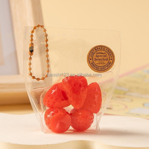 Jouet Squishy en forme de fruits (Myrtille, Fraise, Kiwi, Banane) – Super Doux, Style Boue Collante, Jouet Anti-Stress à Presser pour Enfants - Product Image 3