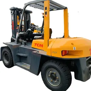 90% new KOMATSU TCM FD70 forklift with high efficiency,FD30 FD40 FD50 FD70 forklift cheap price