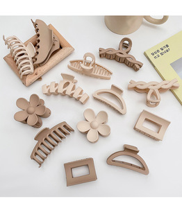 Hot Sale <strong>Hair</strong> Accessories Fashionable Coffee <strong>Color</strong> Daisy <strong>Flower</strong> <strong>Hair</strong> Clip Wholesale <strong>Flower</strong> <strong>Hair</strong> <strong>Claw</strong> 7cm - Product Image 6