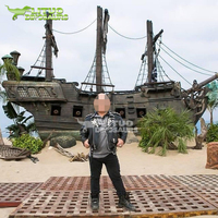 Décoration d'aire de jeux Sculpture de bateau de pirate en résine