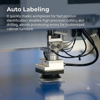 Centro de Corte CNC Inteligente 2130 ATC con Sistema Automático de Etiquetado y Carga para Producción de Armarios y Muebles de Cocina
