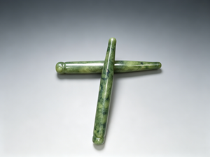 Mayorista: Pluma de acupuntura de jade Xiuyan, masajeador corporal y facial, herramienta de reflexología para masaje de cuello, cabeza y rostro. En stock. 1.48 USD por unidad. - Product Image 2